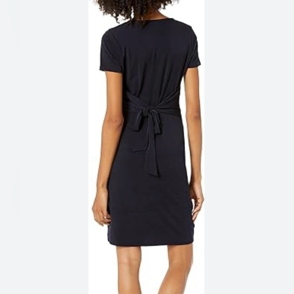 Tahari Black V-Neck Short Sleeve Waist Tie Faux Wrap Dress LBD Large - Picture 5 of 16